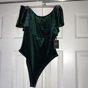 Forever 21 NWT- Green velvet body suit w/ ruffles